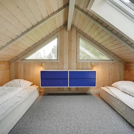 Five Bedroom Holiday In Blavand Сasa de vacaciones