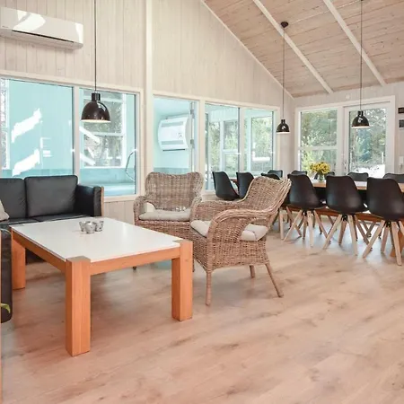 Сasa de vacaciones Five Bedroom Holiday In Blavand